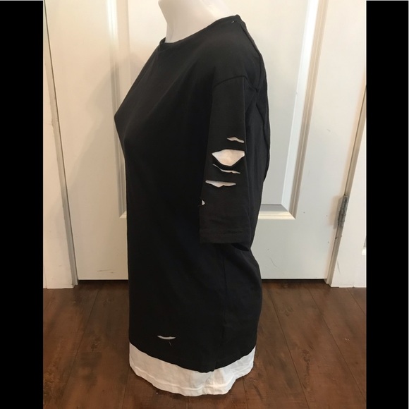 𝅺Men’s Black and White Urban Id Short a sleeve Crew Neck Shirt size Medium - Picture 3 of 9